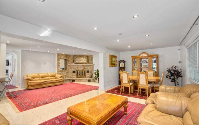12 Northfield Rd, House detached with 4 bedrooms, 2 bathrooms and 5 parking in Toronto ON | Image 5