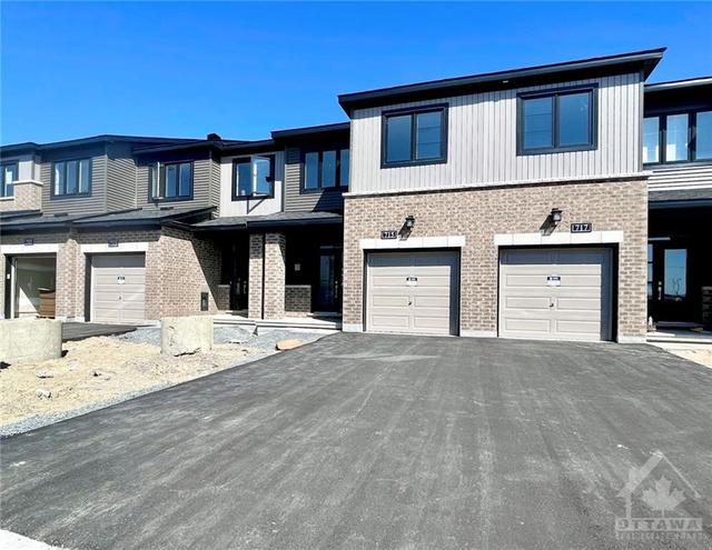 715 Doneraile Walk, Townhouse with 3 bedrooms, 3 bathrooms and 2 parking in Ottawa ON | Image 1