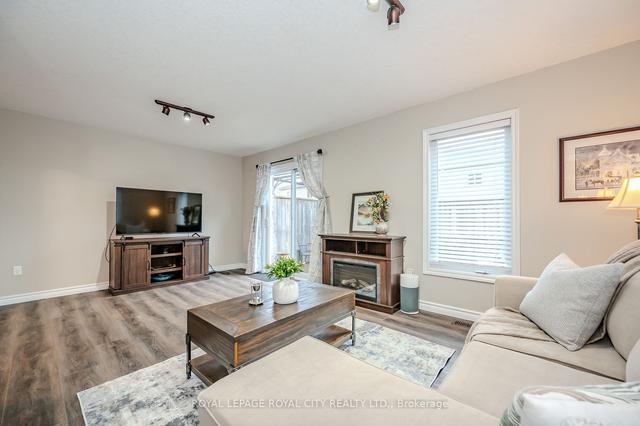 36 - 20 Shackleton Dr N, Townhouse with 3 bedrooms, 4 bathrooms and 2 parking in Guelph ON | Image 7