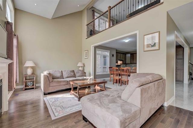77 Gibson Circ, House detached with 4 bedrooms, 3 bathrooms and 4 parking in Bradford West Gwillimbury ON | Image 18