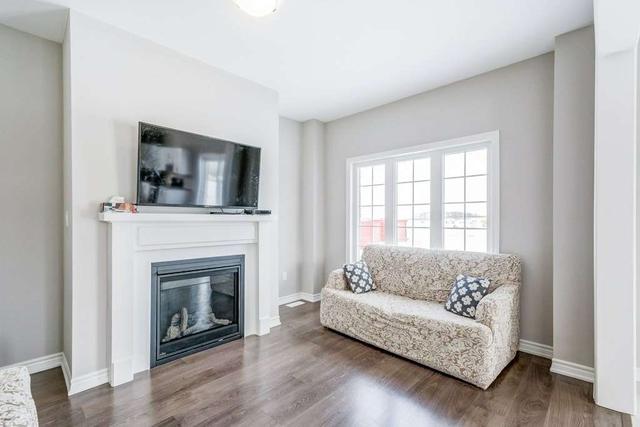 201 Breton St, House detached with 4 bedrooms, 4 bathrooms and 4 parking in Clearview ON | Image 5