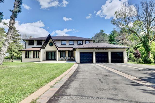 14 Huttonville Dr, House detached with 4 bedrooms, 4 bathrooms and 12 parking in Brampton ON | Image 1