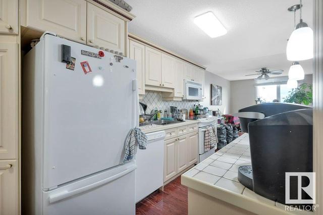 303 - 9835 113 St Nw, Condo with 2 bedrooms, 1 bathrooms and 1 parking in Edmonton AB | Image 15