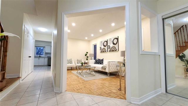 625 Madame St E, House semidetached with 4 bedrooms, 4 bathrooms and 3 parking in Mississauga ON | Image 18
