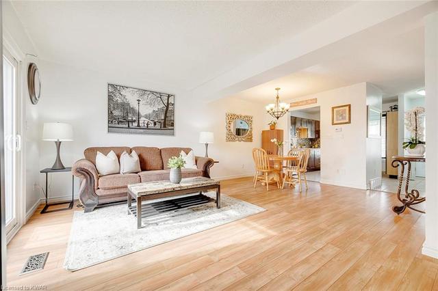 143 Dyer Court, House semidetached with 3 bedrooms, 2 bathrooms and 4 parking in Cambridge ON | Image 10