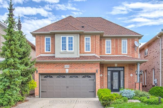 1418 Gulledge Tr, House detached with 4 bedrooms, 3 bathrooms and 3 parking in Oakville ON | Image 1