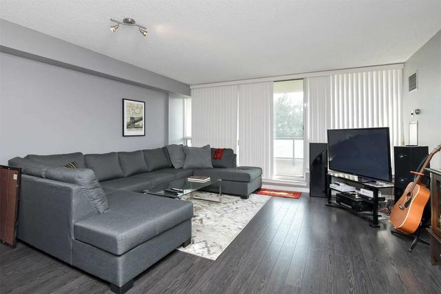 311 - 12 Laurelcrest St, Condo with 1 bedrooms, 1 bathrooms and 1 parking in Brampton ON | Image 2