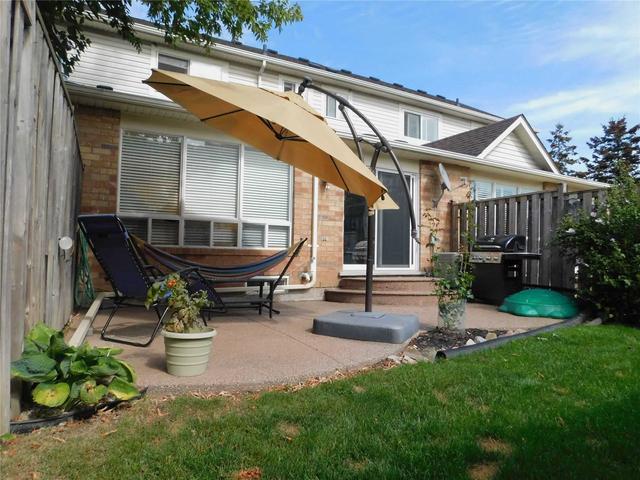 630 Kerr Tr, House attached with 3 bedrooms, 3 bathrooms and 2 parking in Milton ON | Image 28