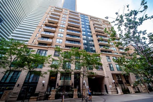 1516 - 35 Hayden St, Condo with 1 bedrooms, 1 bathrooms and 0 parking in Toronto ON | Image 1