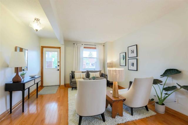 146 Aldwych Ave, House detached with 2 bedrooms, 2 bathrooms and 2 parking in Toronto ON | Image 31