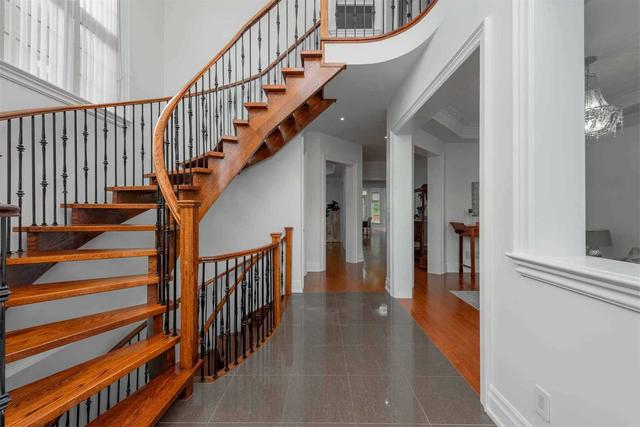 1853 Ivygate Crt, House detached with 4 bedrooms, 6 bathrooms and 9 parking in Mississauga ON | Image 34