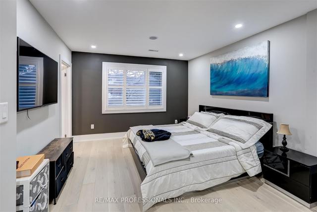 356 The Kingsway, House detached with 3 bedrooms, 4 bathrooms and 6 parking in Toronto ON | Image 20