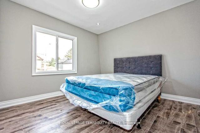 254 Cedarvale Ave, House detached with 2 bedrooms, 2 bathrooms and 0 parking in Toronto ON | Image 2