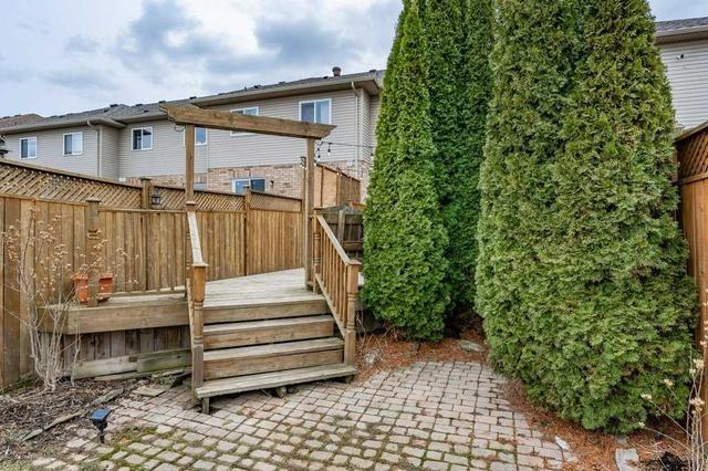 69 Meadow Wood Cres, House attached with 3 bedrooms, 3 bathrooms and 3 parking in Hamilton ON | Image 25