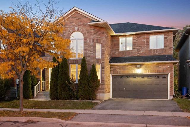 1222 Fox Cres, House detached with 4 bedrooms, 3 bathrooms and 4 parking in Milton ON | Image 1