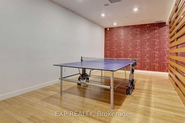 2807 - 21 Iceboat Terr, Condo with 1 bedrooms, 1 bathrooms and 1 parking in Toronto ON | Image 11