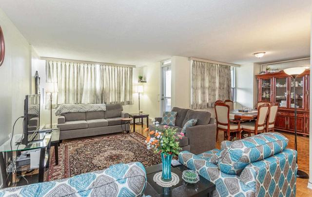 1219 - 551 The West Mall Rd, Condo with 3 bedrooms, 2 bathrooms and 1 parking in Toronto ON | Image 28