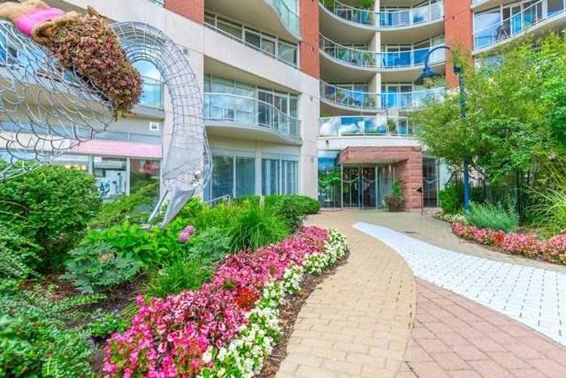 527 - 550 Queens Quay W, Condo with 1 bedrooms, 2 bathrooms and 1 parking in Toronto ON | Image 11