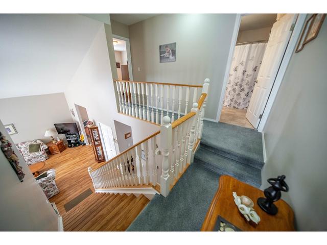 a - 1001 23rd Avenue N, House attached with 2 bedrooms, 2 bathrooms and null parking in Cranbrook BC | Image 26