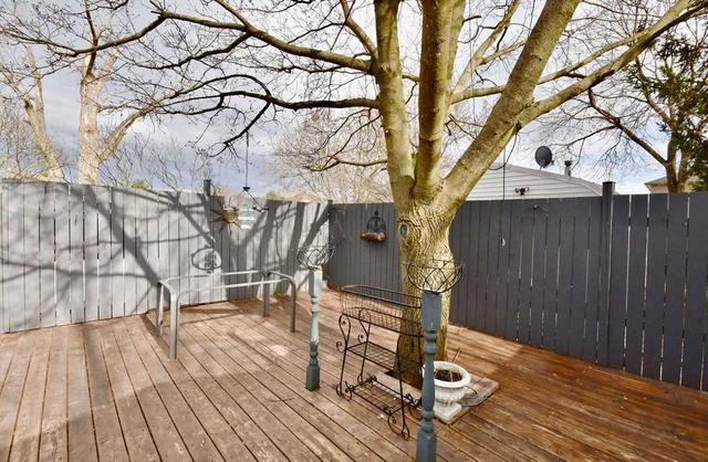 405 Little Ave, House detached with 3 bedrooms, 1 bathrooms and 8 parking in Barrie ON | Image 19