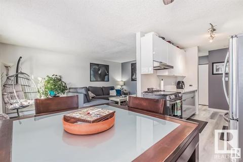 4 - 13458 Fort Rd Nw, Condo with 2 bedrooms, 1 bathrooms and null parking in Edmonton AB | Card Image