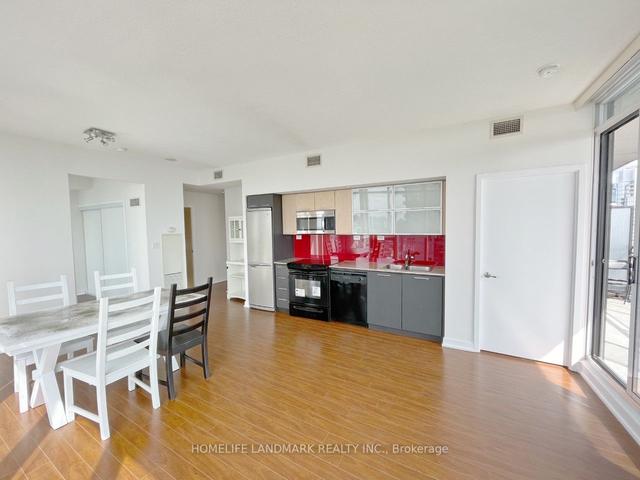 3309 - 25 Capreol Crt E, Condo with 2 bedrooms, 2 bathrooms and 1 parking in Toronto ON | Image 4