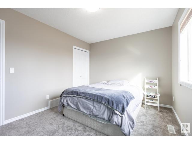 6323 18 Av Sw, House detached with 5 bedrooms, 3 bathrooms and null parking in Edmonton AB | Image 33