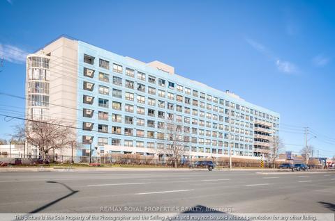 105 - 39 Kimbercroft Crt, Condo with 1 bedrooms, 1 bathrooms and 1 parking in Toronto ON | Card Image