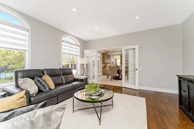 3309 Springflower Way, House detached with 4 bedrooms, 5 bathrooms and 4 parking in Oakville ON | Image 6