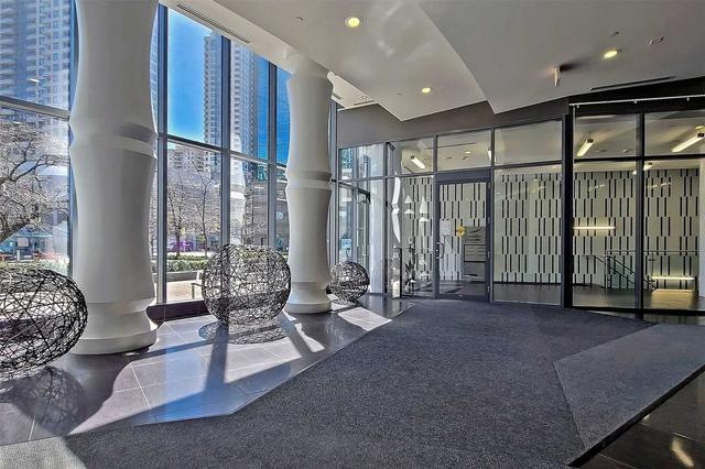 3306 - 5168 Yonge St, Condo with 2 bedrooms, 2 bathrooms and 1 parking in Toronto ON | Image 11