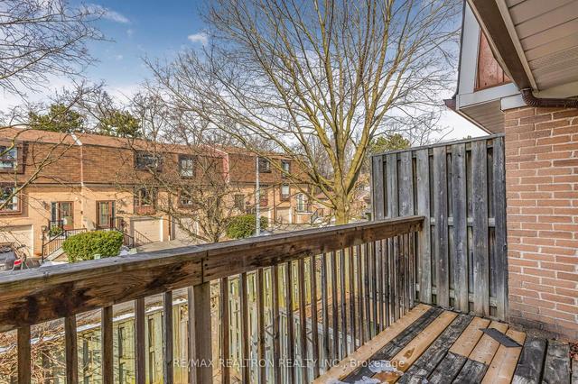 27 - 260 Avenue Rd, Townhouse with 3 bedrooms, 2 bathrooms and 3 parking in Richmond Hill ON | Image 21