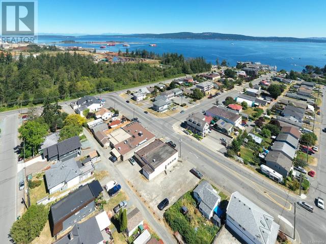 8124&8126 York Ave, Home with 0 bedrooms, 4 bathrooms and 10 parking in North Cowichan BC | Image 26