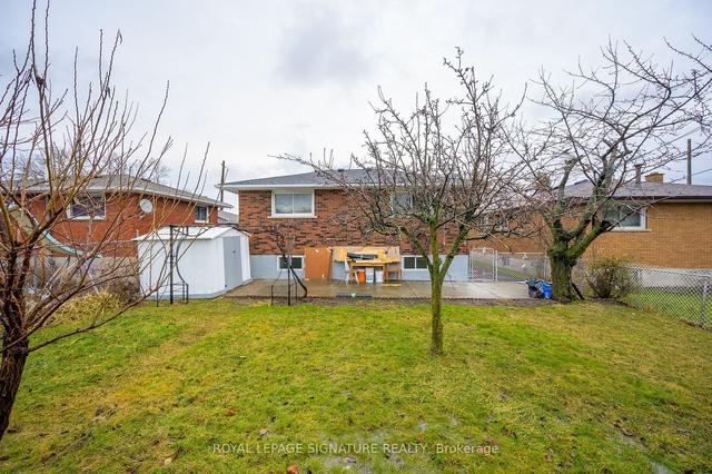 54 Moxley Dr, House detached with 3 bedrooms, 2 bathrooms and 3 parking in Hamilton ON | Image 19