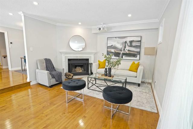 24a Massey St, Townhouse with 3 bedrooms, 3 bathrooms and 1 parking in Toronto ON | Image 8
