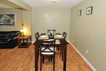 61 - 483 Ontario St N, Townhouse with 3 bedrooms, 2 bathrooms and 1 parking in Milton ON | Image 3