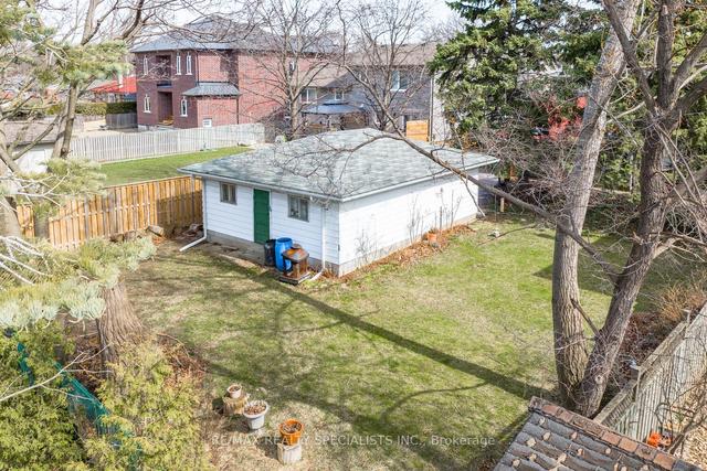 815 Mississauga Valley Blvd, House detached with 3 bedrooms, 2 bathrooms and 7 parking in Mississauga ON | Image 24