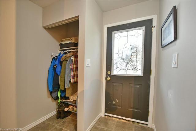 513 Tenth Street, House semidetached with 3 bedrooms, 1 bathrooms and 3 parking in Collingwood ON | Image 5