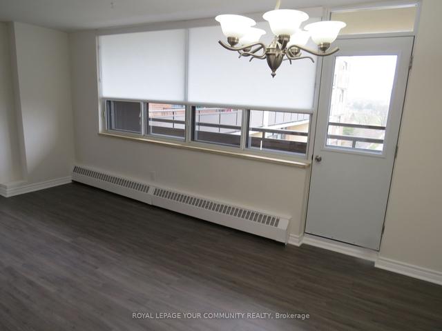 901 - 5 Frith Rd, Condo with 2 bedrooms, 2 bathrooms and 1 parking in Toronto ON | Image 23
