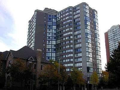 809 - 4235 Sherwoodtowne Blvd, Condo with 1 bedrooms, 1 bathrooms and 1 parking in Mississauga ON | Image 1