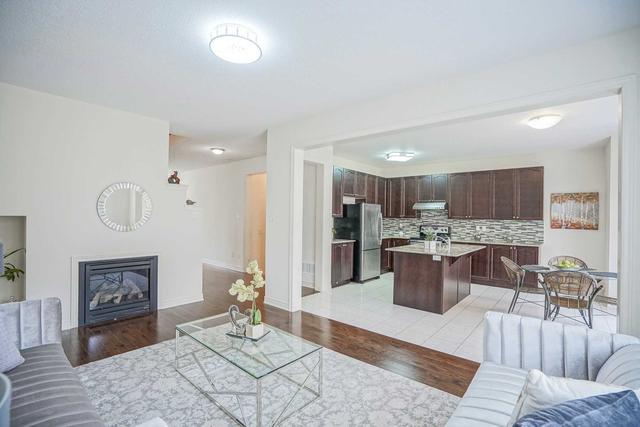 58 Bracknell Ave, House detached with 4 bedrooms, 4 bathrooms and 3 parking in Markham ON | Image 7