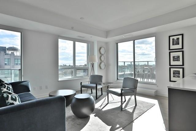 604 - 377 Madison Ave, Condo with 2 bedrooms, 3 bathrooms and 2 parking in Toronto ON | Image 2