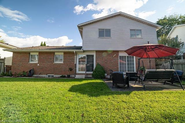 24 Pamela Crescent, House detached with 4 bedrooms, 1 bathrooms and 6 parking in Chatham Kent ON | Image 36