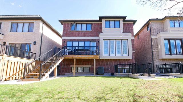 112 Frontenac Ave, House detached with 4 bedrooms, 5 bathrooms and 4 parking in Toronto ON | Image 20