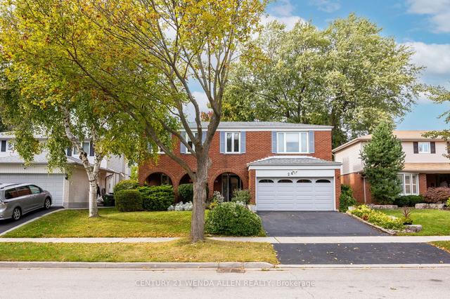 24 Darcy Magee Cres, House detached with 4 bedrooms, 3 bathrooms and 4 parking in Toronto ON | Image 23