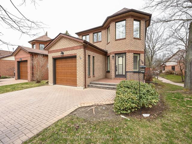 9 Briarwood Dr, Condo with 2 bedrooms, 4 bathrooms and 3 parking in New Tecumseth ON | Image 1