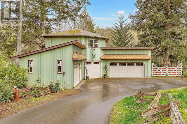 5058 West Saanich Rd, House detached with 3 bedrooms, 3 bathrooms and 8 parking in Saanich BC | Image 57