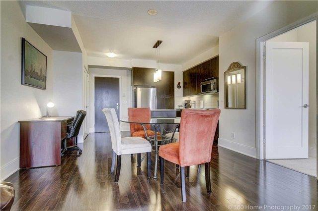 1213 - 70 Roehampton Ave, Condo with 2 bedrooms, 2 bathrooms and 1 parking in Toronto ON | Image 5
