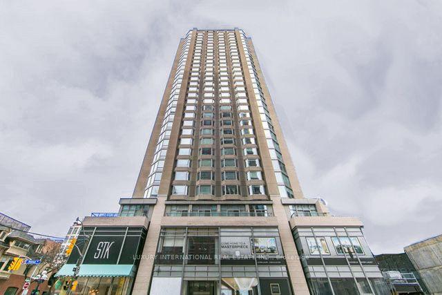 802 - 155 Yorkville Ave, Condo with 1 bedrooms, 1 bathrooms and 0 parking in Toronto ON | Image 1