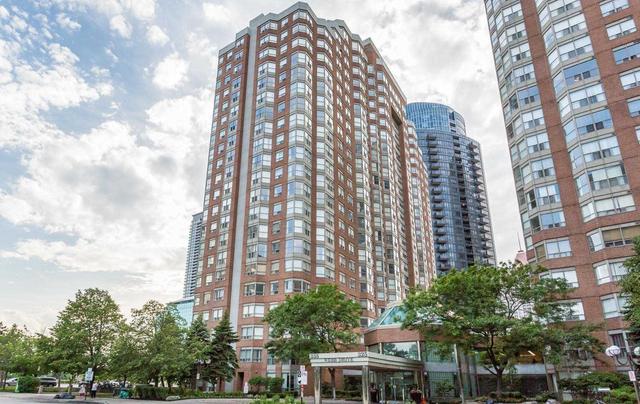 2110 - 335 Webb Dr, Condo with 2 bedrooms, 2 bathrooms and 1 parking in Mississauga ON | Image 1