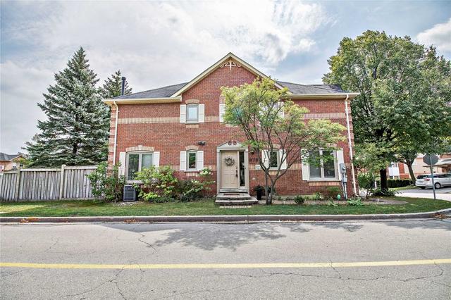 878 Playter Cres, Townhouse with 3 bedrooms, 3 bathrooms and 2 parking in Newmarket ON | Image 10